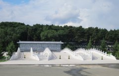 一面墙，一道景：九龙照壁浮雕景墙的诗画之美