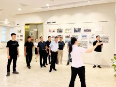 <b>参观交流，赋能成长</b>